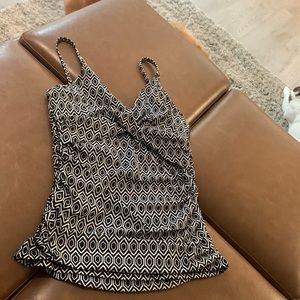 New Helen Jon black and white tanking top